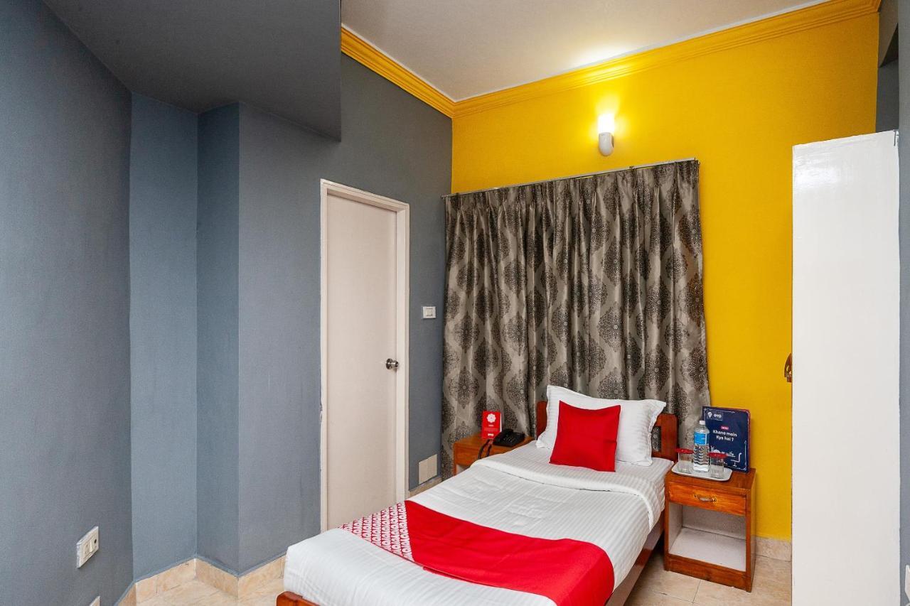 Hotel Manhattan Chennai Eksteriør bilde