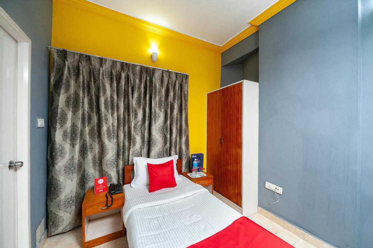 Hotel Manhattan Chennai Eksteriør bilde