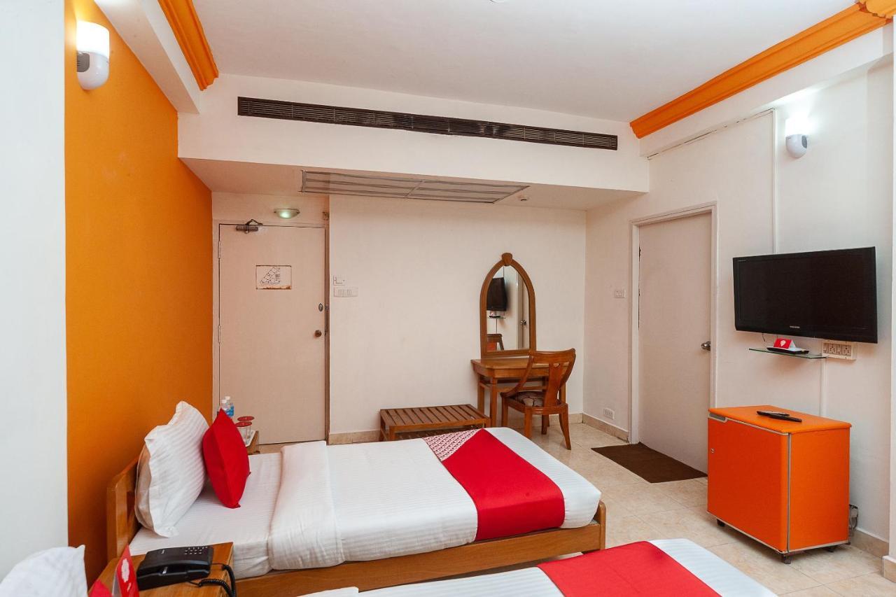 Hotel Manhattan Chennai Eksteriør bilde