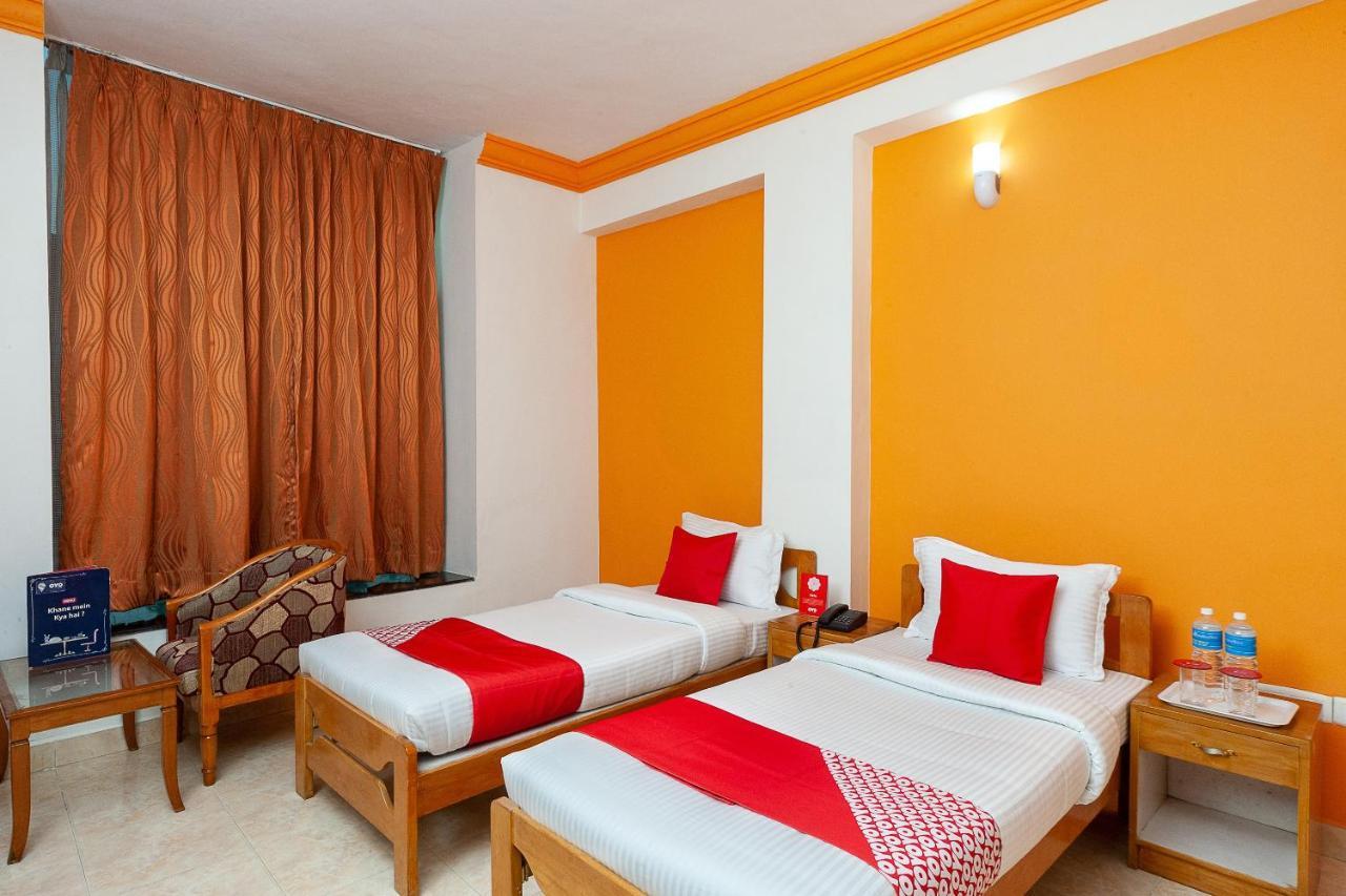 Hotel Manhattan Chennai Eksteriør bilde