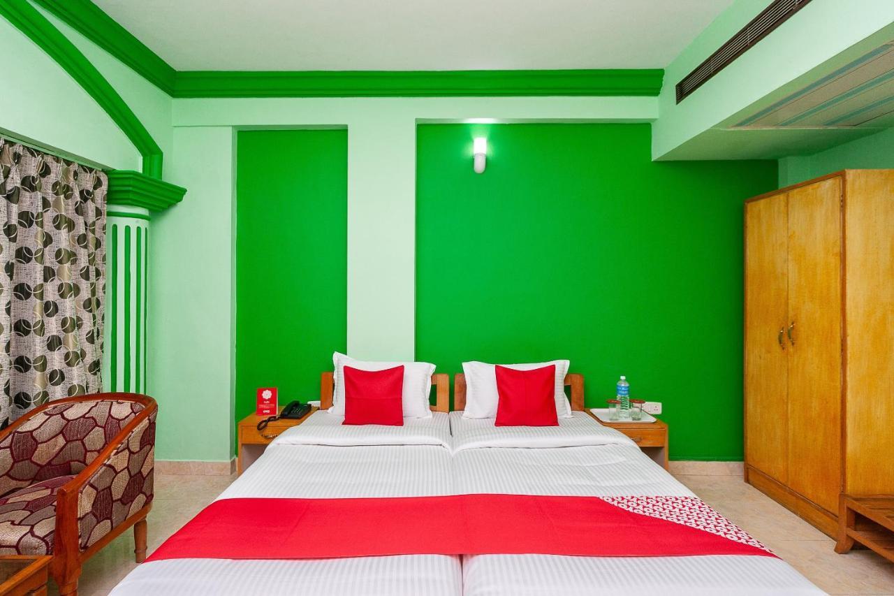 Hotel Manhattan Chennai Eksteriør bilde