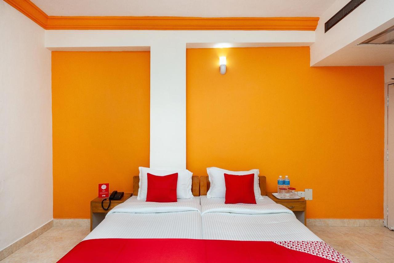 Hotel Manhattan Chennai Eksteriør bilde