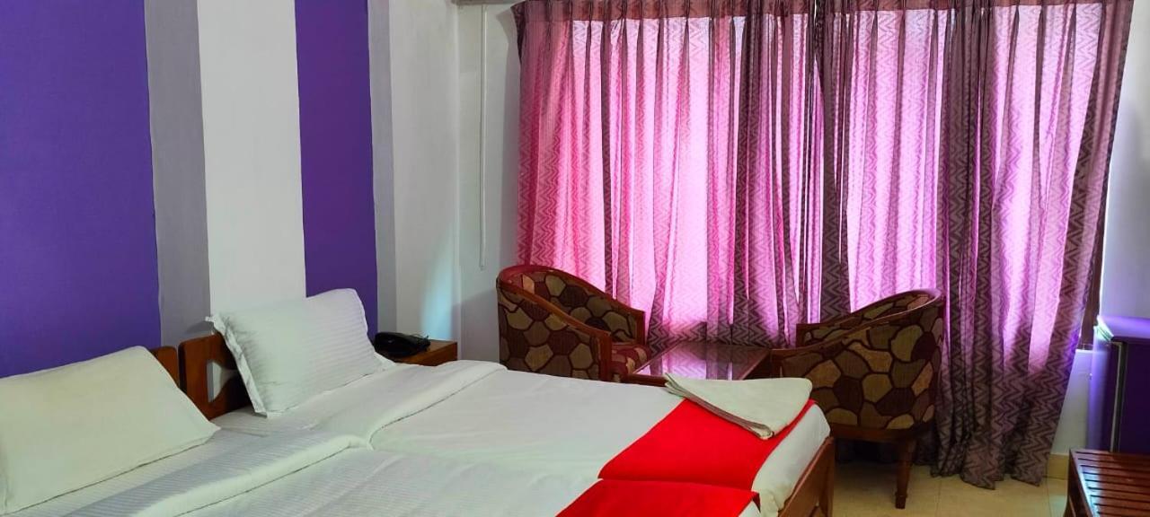 Hotel Manhattan Chennai Eksteriør bilde
