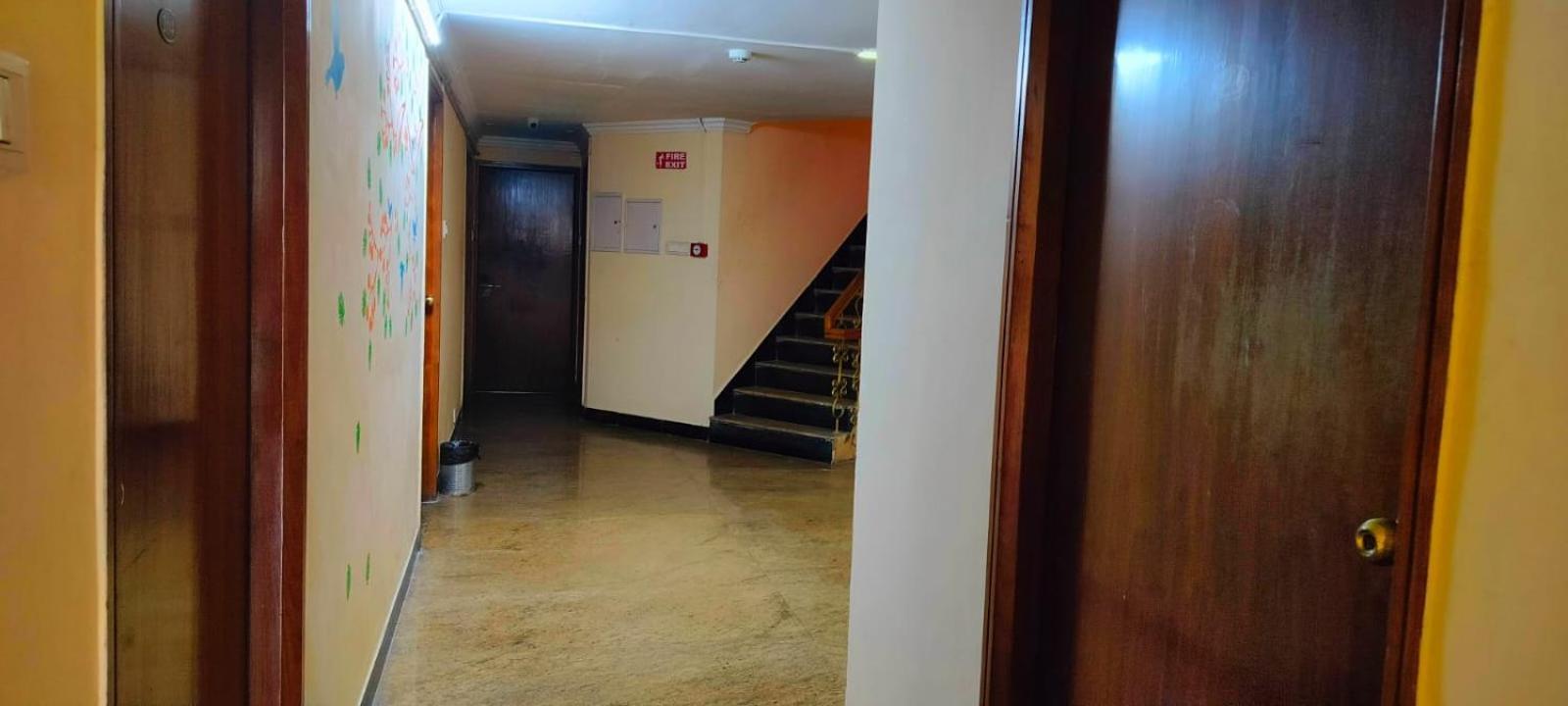 Hotel Manhattan Chennai Eksteriør bilde